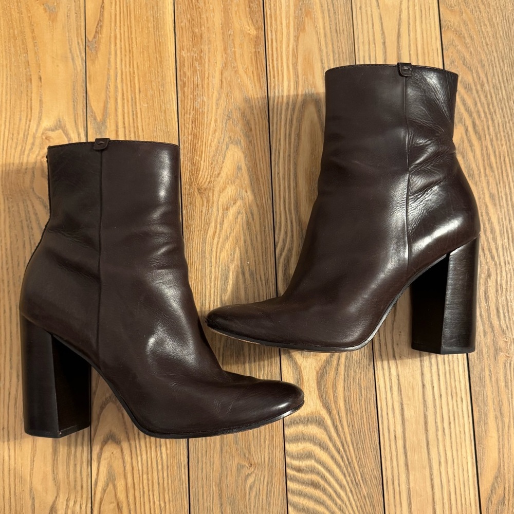 Frye ankle booties brown leather